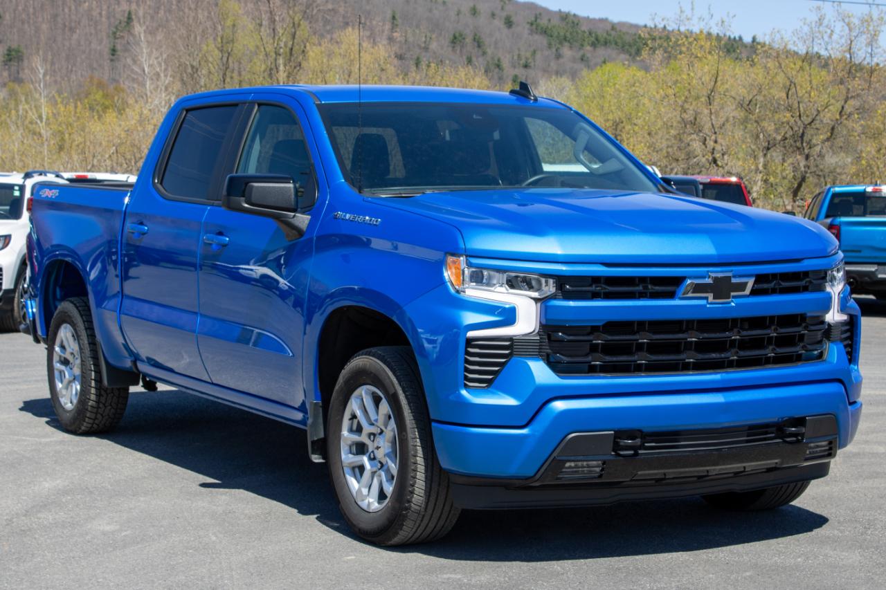 Chevrolet Silverado 1500 RST Crew Cab 4WD 2026
