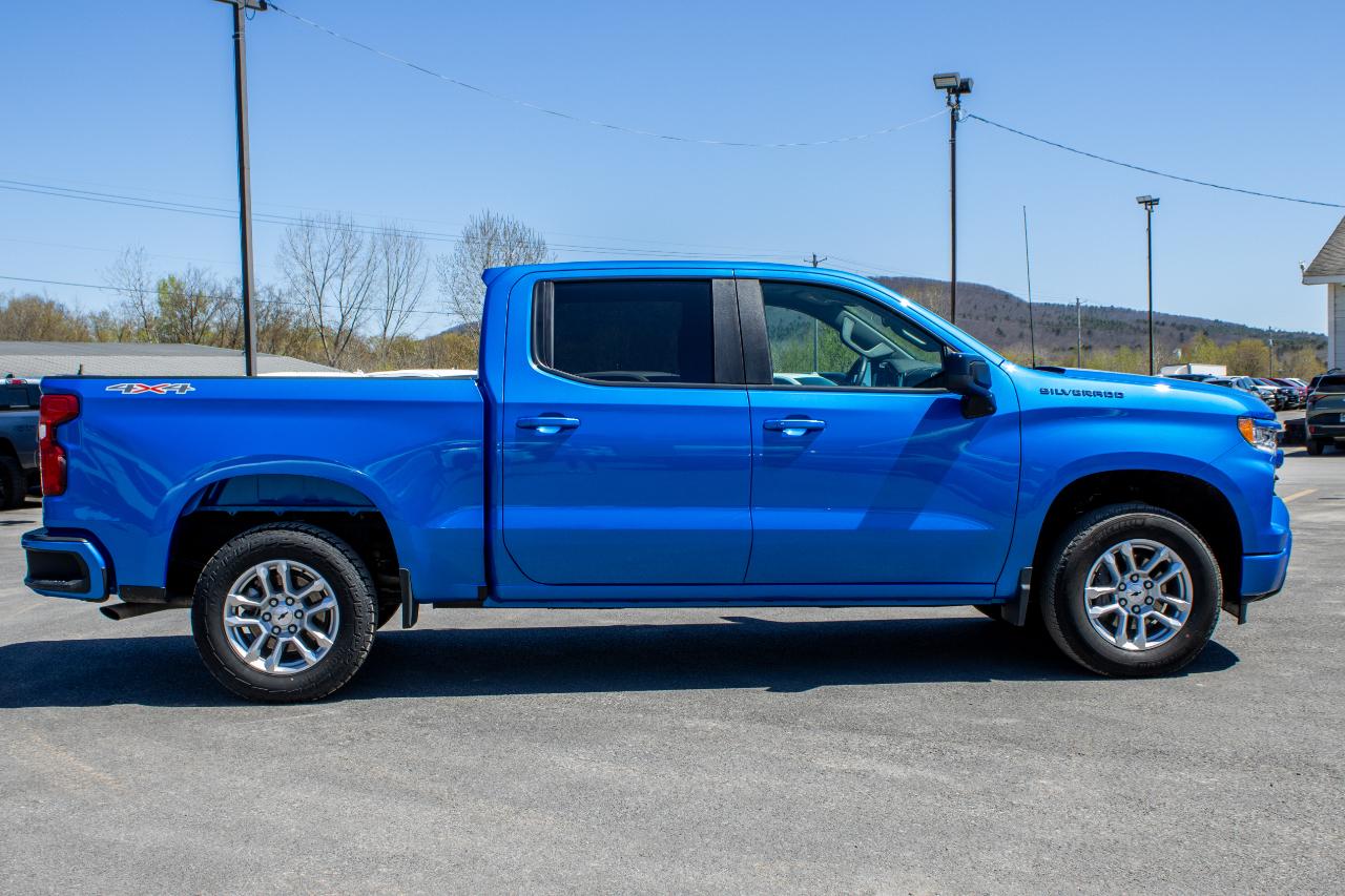 Chevrolet Silverado 1500 RST Crew Cab 4WD 2026