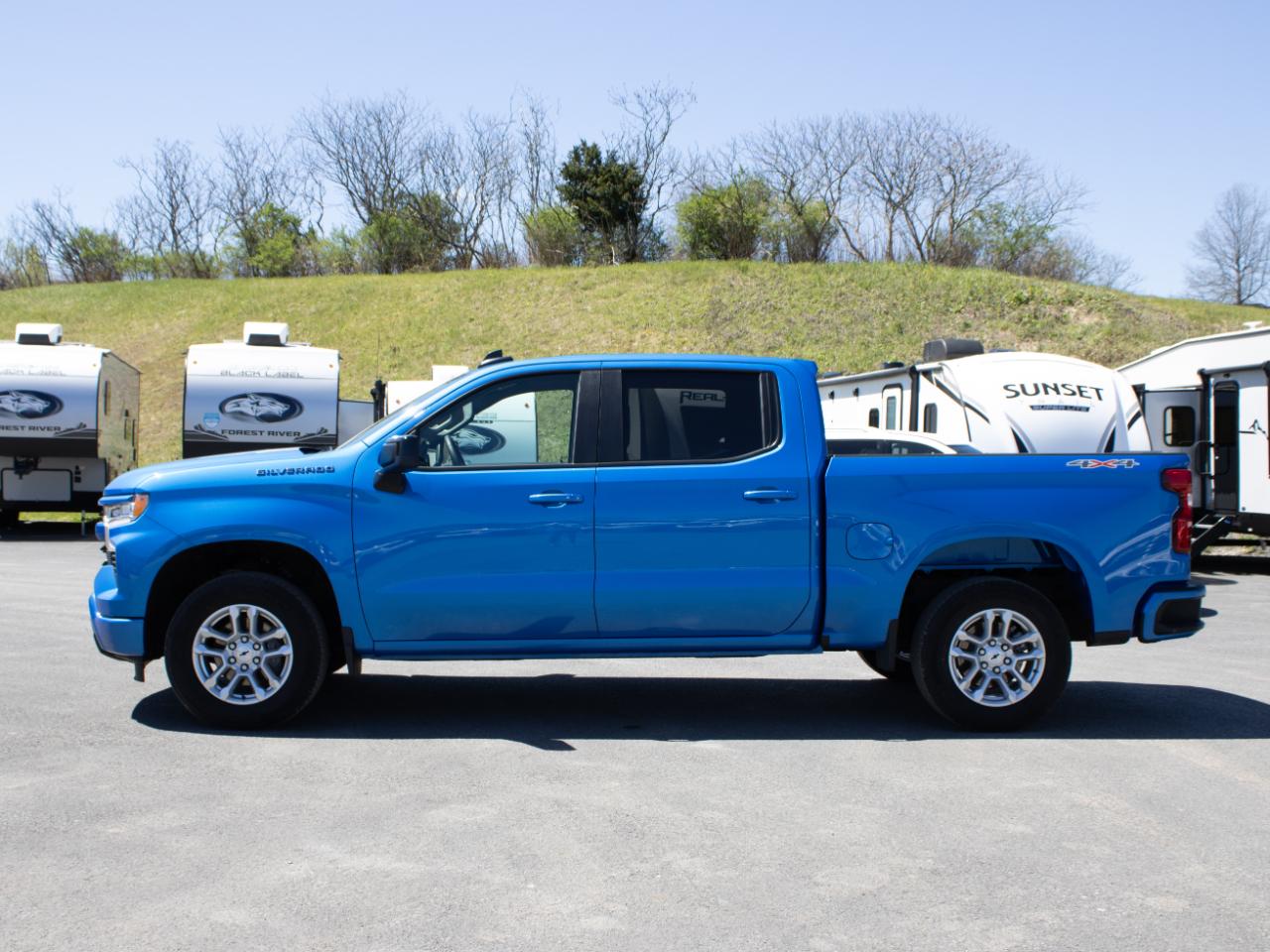 Chevrolet Silverado 1500 RST Crew Cab 4WD 2026