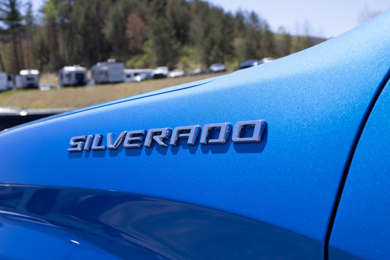 Chevrolet Silverado 1500 RST Crew Cab 4WD 2026