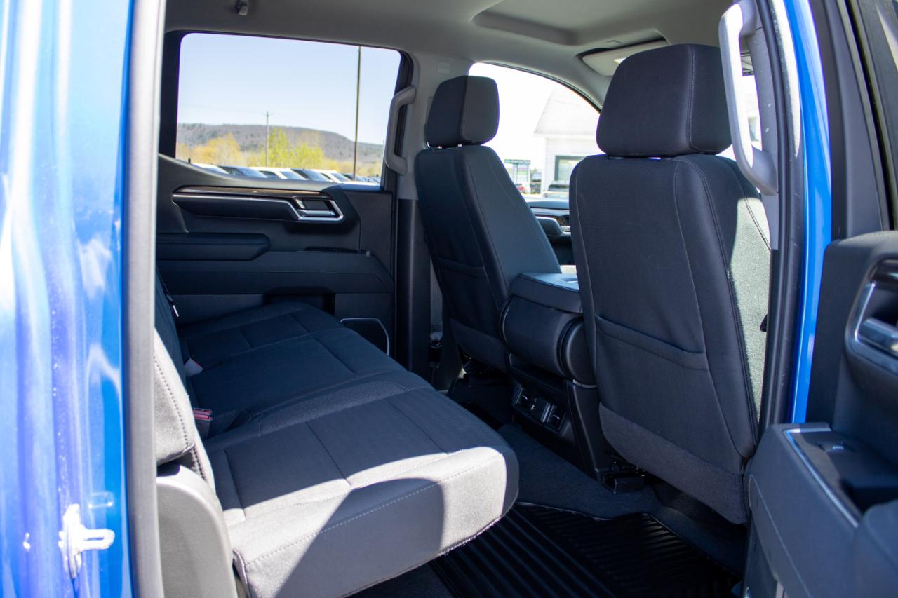 Chevrolet Silverado 1500 RST Crew Cab 4WD 2026