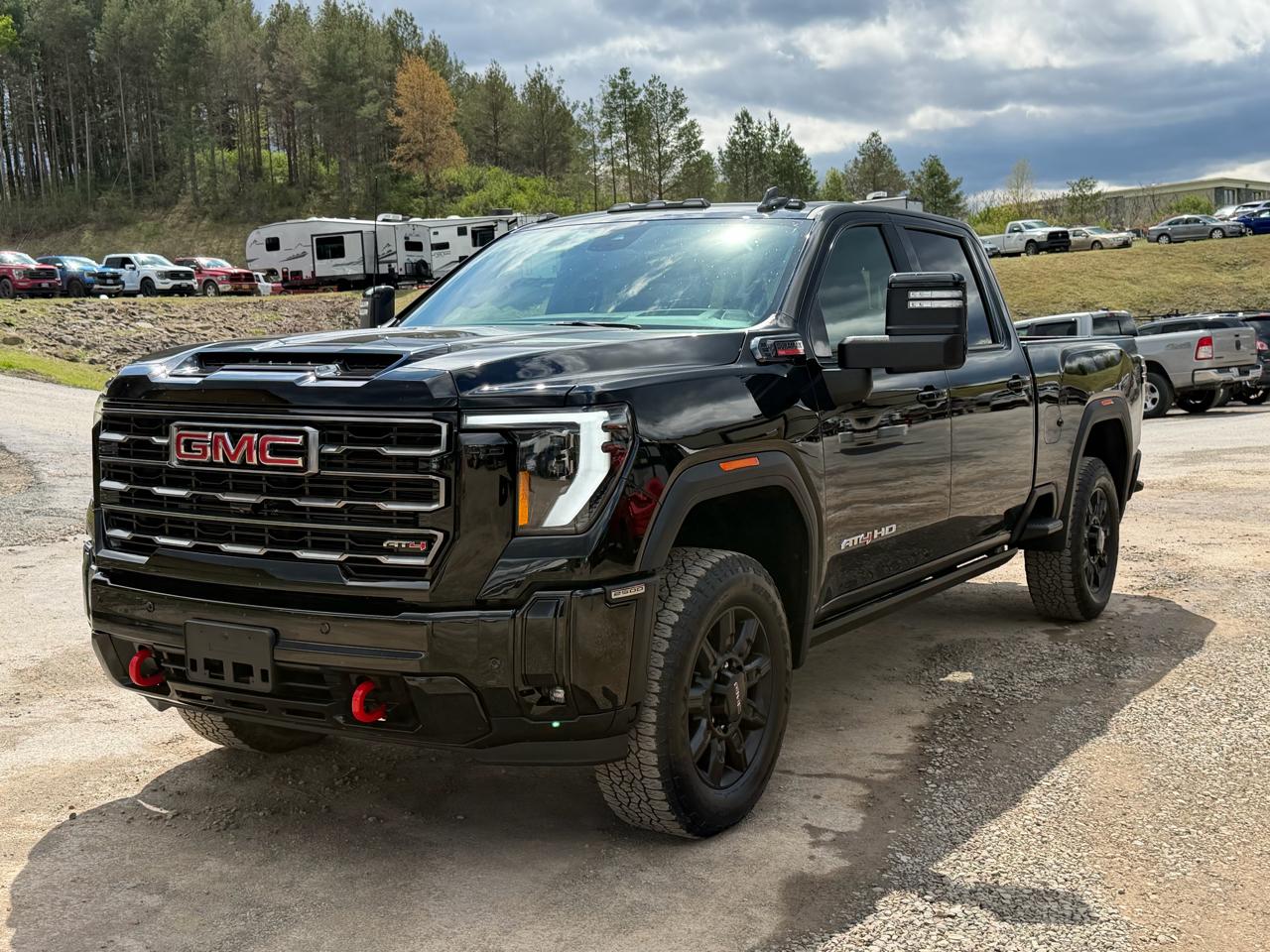 GMC Sierra 2500HD AT4 Crew Cab 4WD 2025