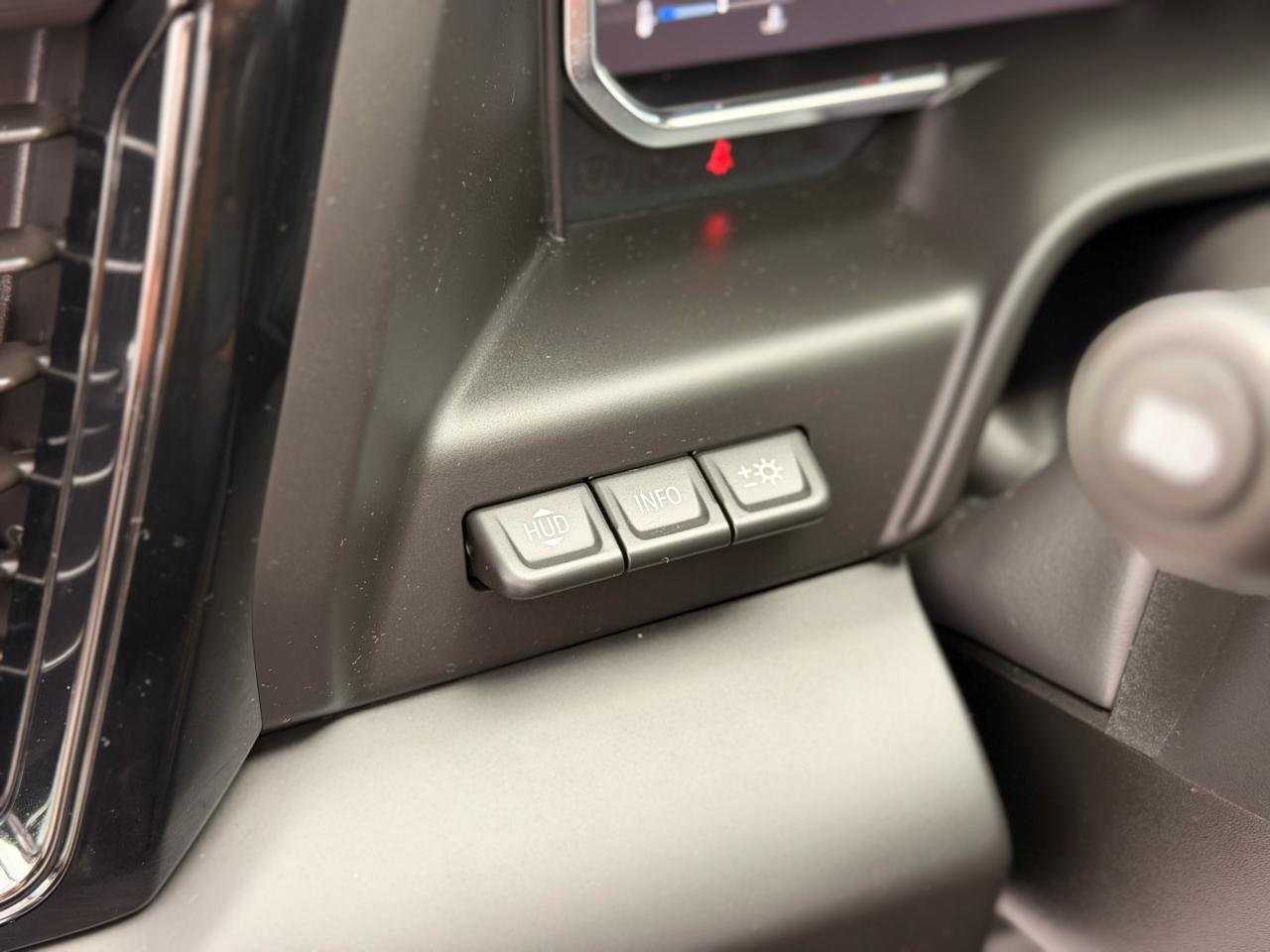 GMC Sierra 1500 AT4 Crew Cab 4WD 2025
