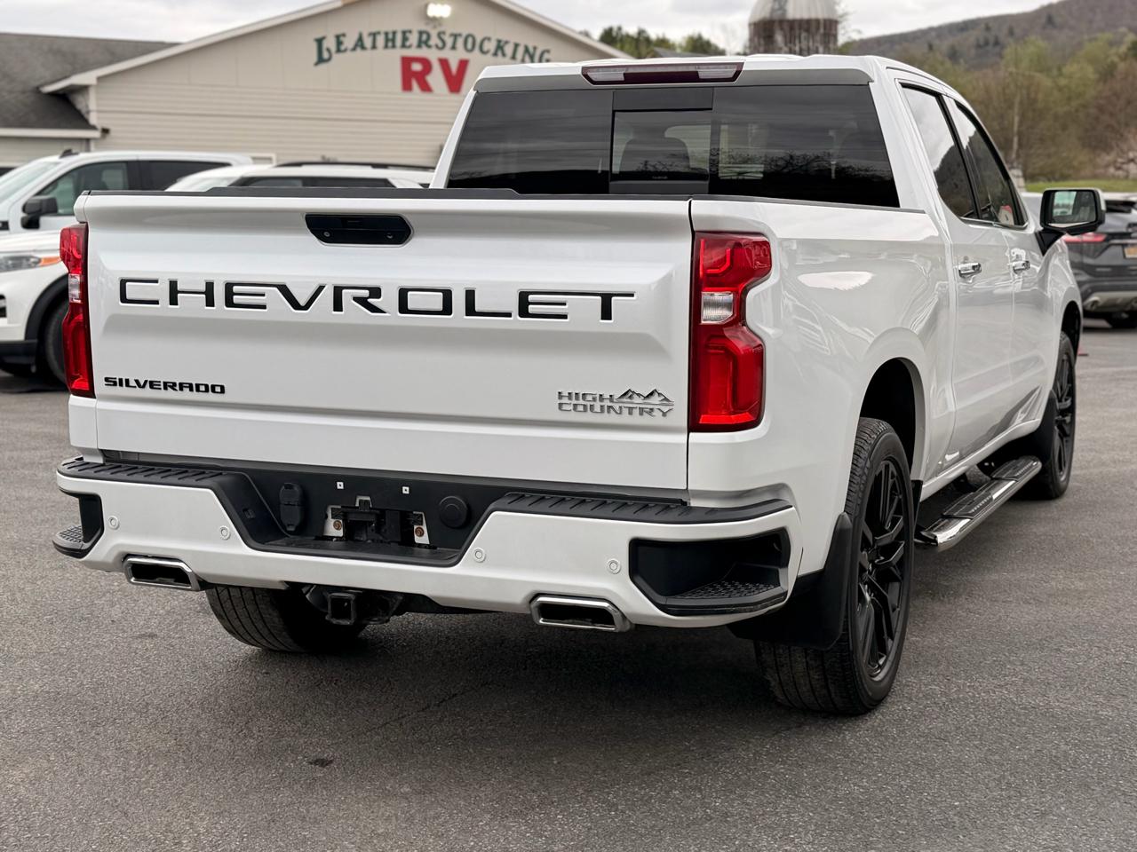 Chevrolet Silverado 1500 High Country Crew Cab 4WD 2020