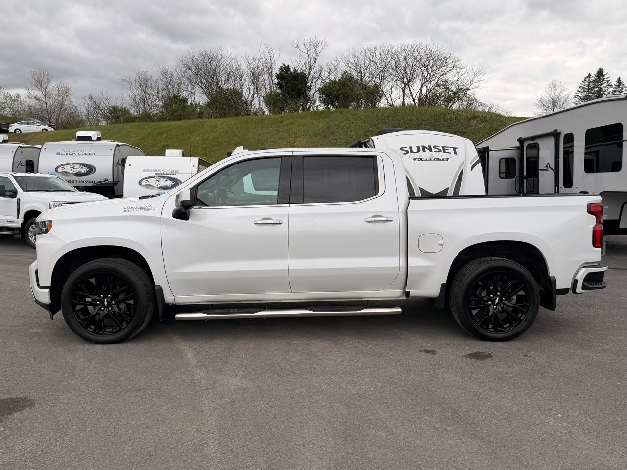 Chevrolet Silverado 1500 High Country Crew Cab 4WD 2020