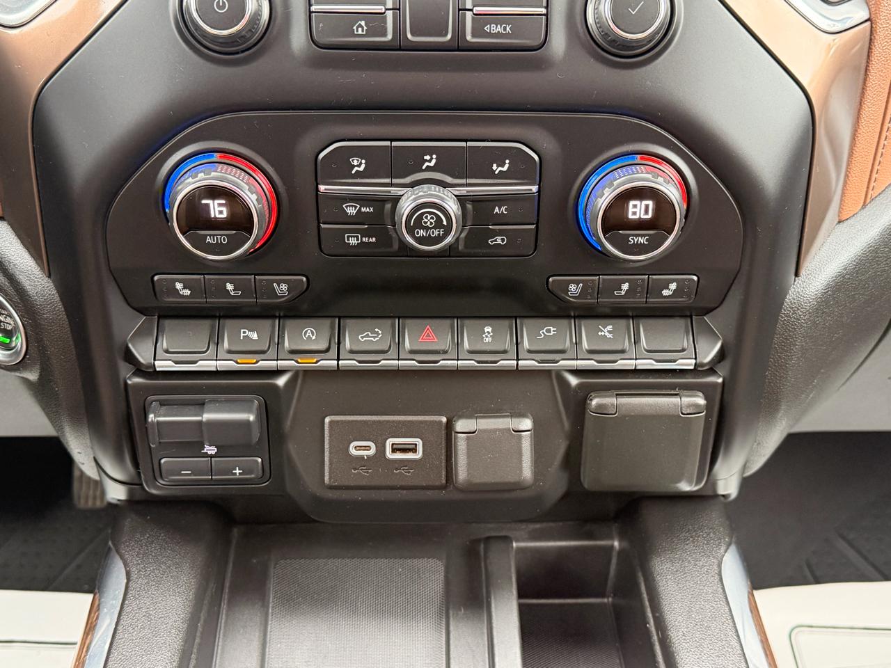 Chevrolet Silverado 1500 High Country Crew Cab 4WD 2020