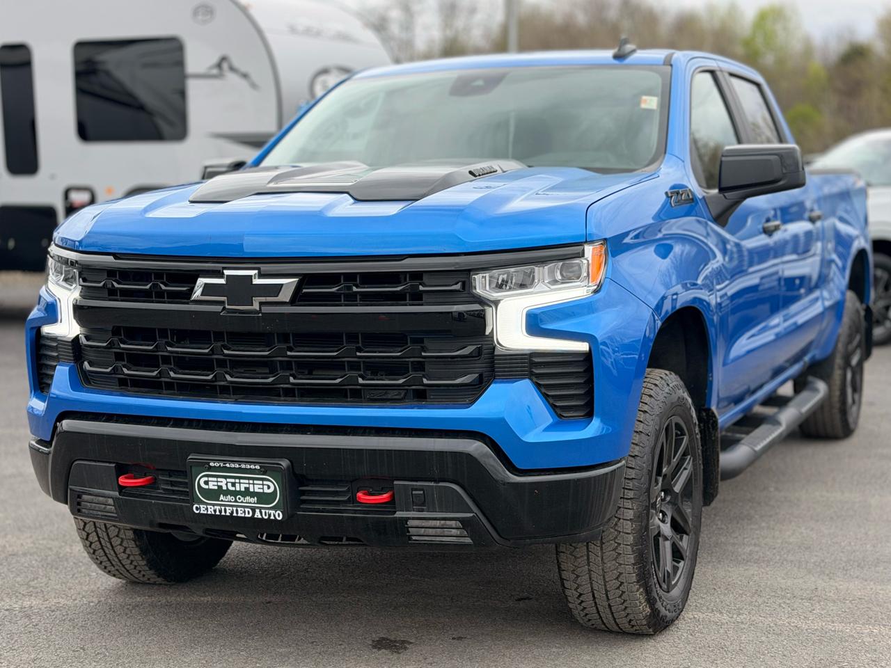 Chevrolet Silverado 1500 Trail Boss LT Crew Cab 4WD 2025
