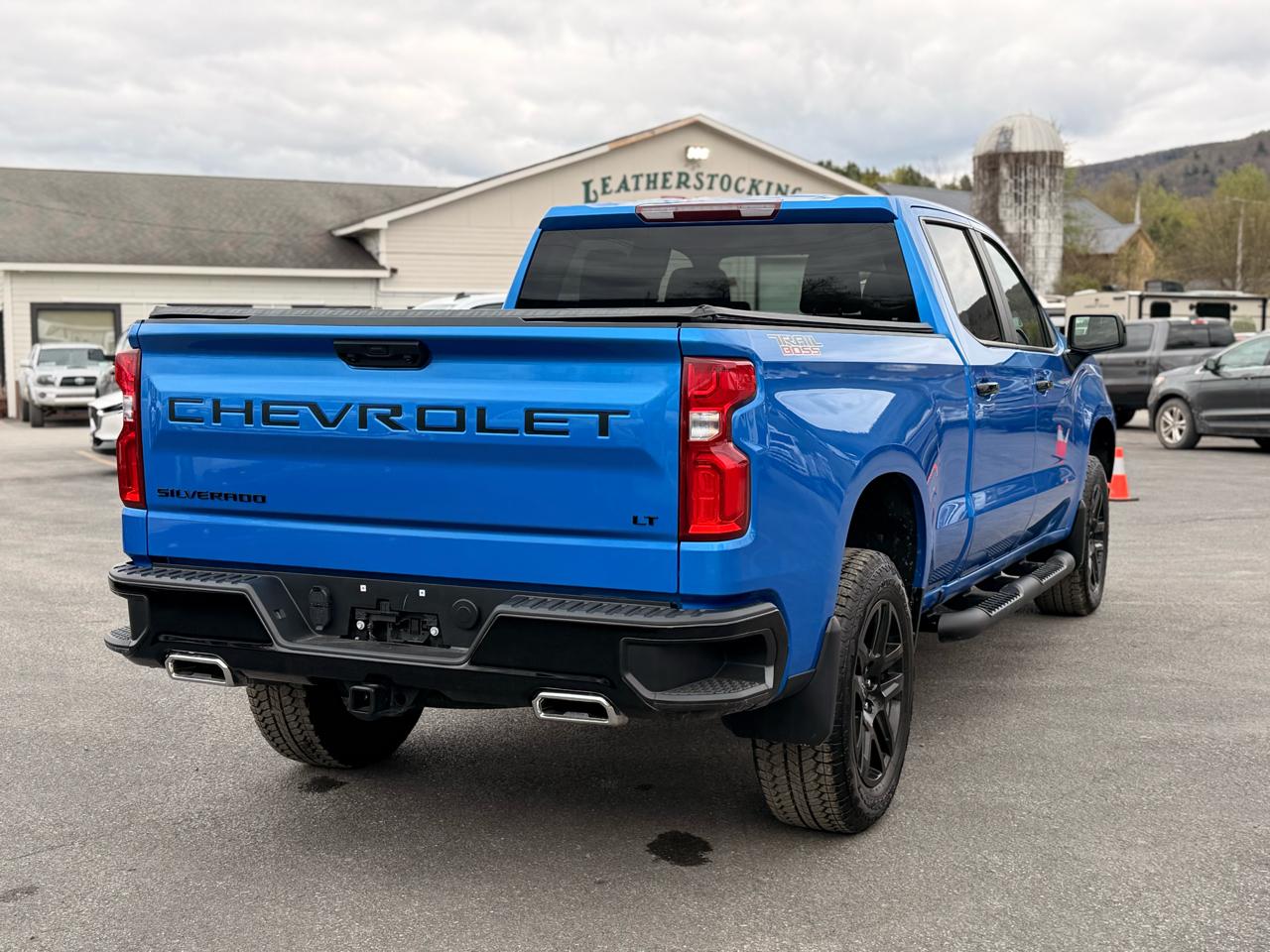Chevrolet Silverado 1500 Trail Boss LT Crew Cab 4WD 2025