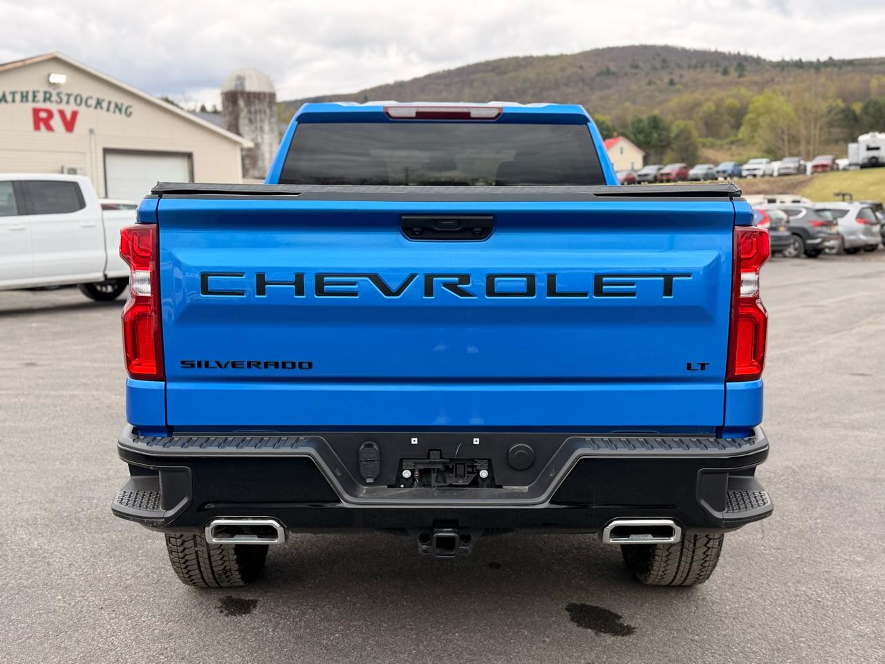 Chevrolet Silverado 1500 Trail Boss LT Crew Cab 4WD 2025