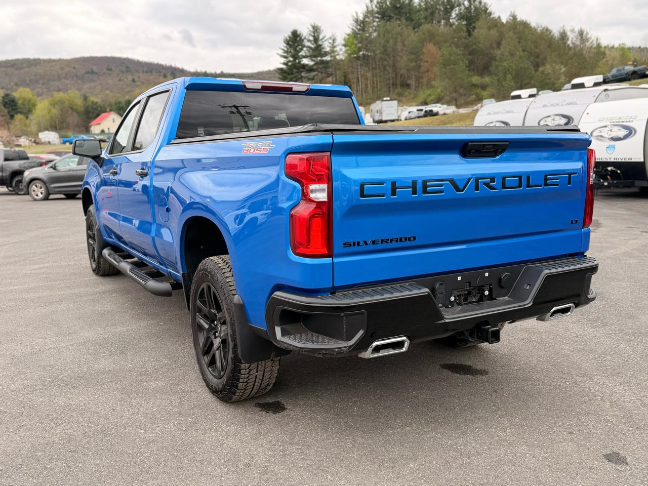Chevrolet Silverado 1500 Trail Boss LT Crew Cab 4WD 2025
