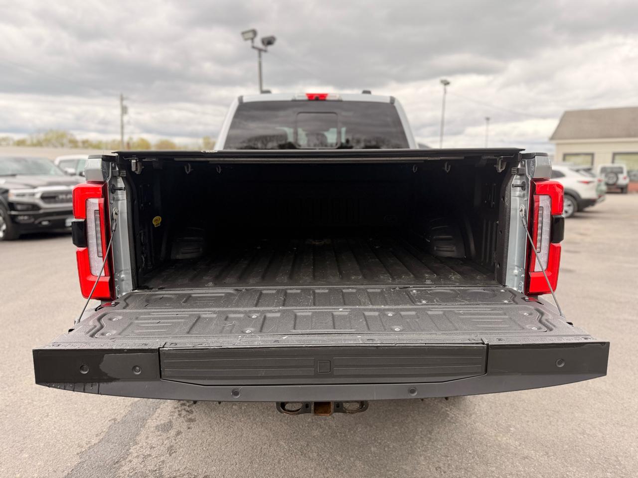 Ford F-350 SD  2023