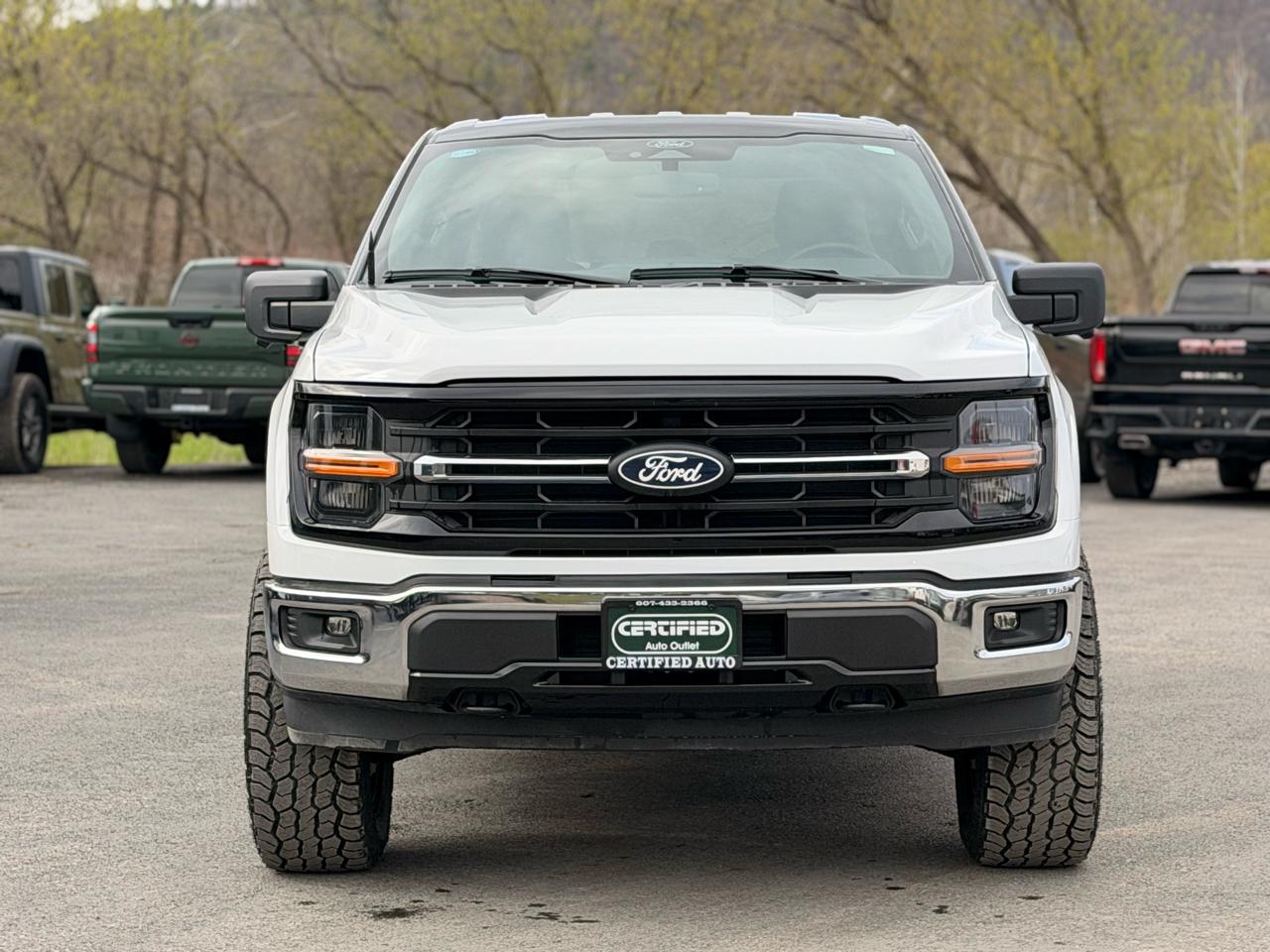 Ford F-150 XLT SuperCrew 4WD 2024