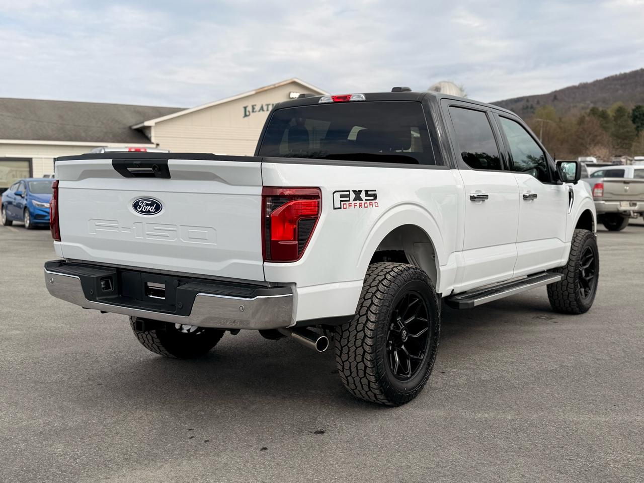 Ford F-150 XLT SuperCrew 4WD 2024