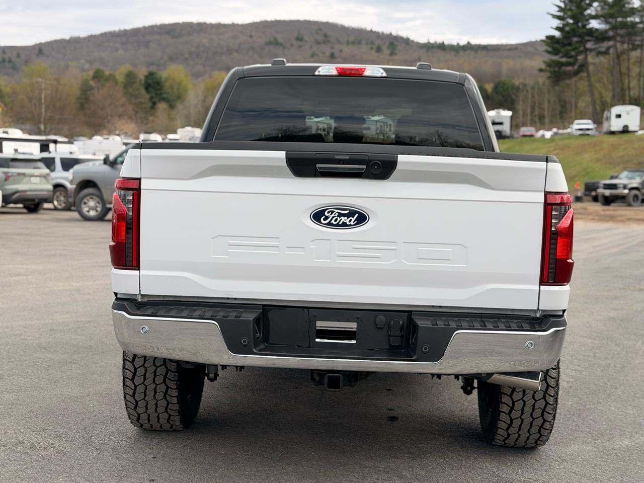 Ford F-150 XLT SuperCrew 4WD 2024