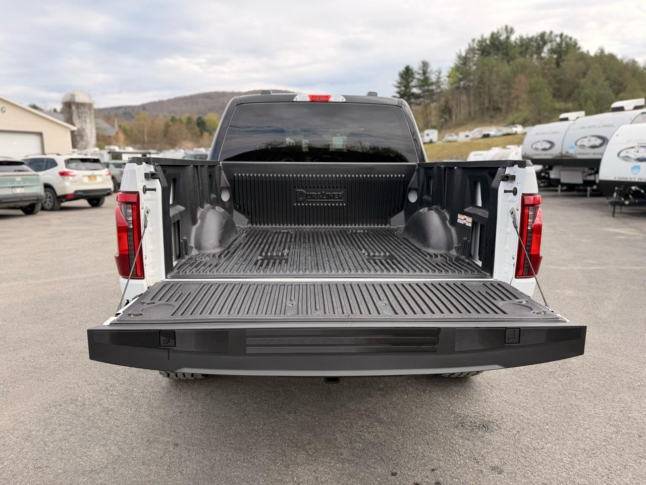 Ford F-150 XLT SuperCrew 4WD 2024