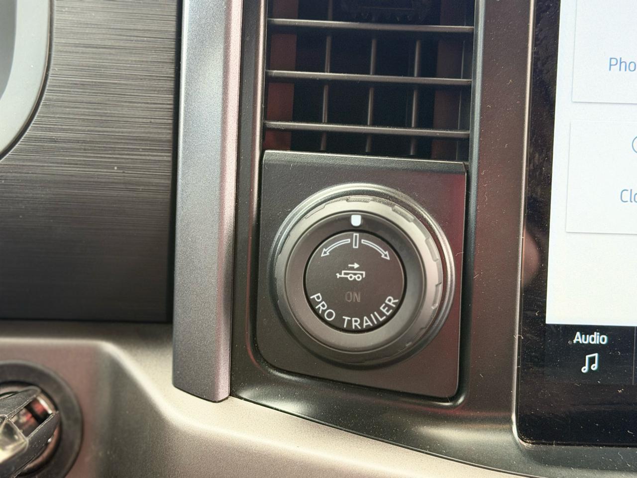 Ford F-150 XLT SuperCrew 4WD 2024