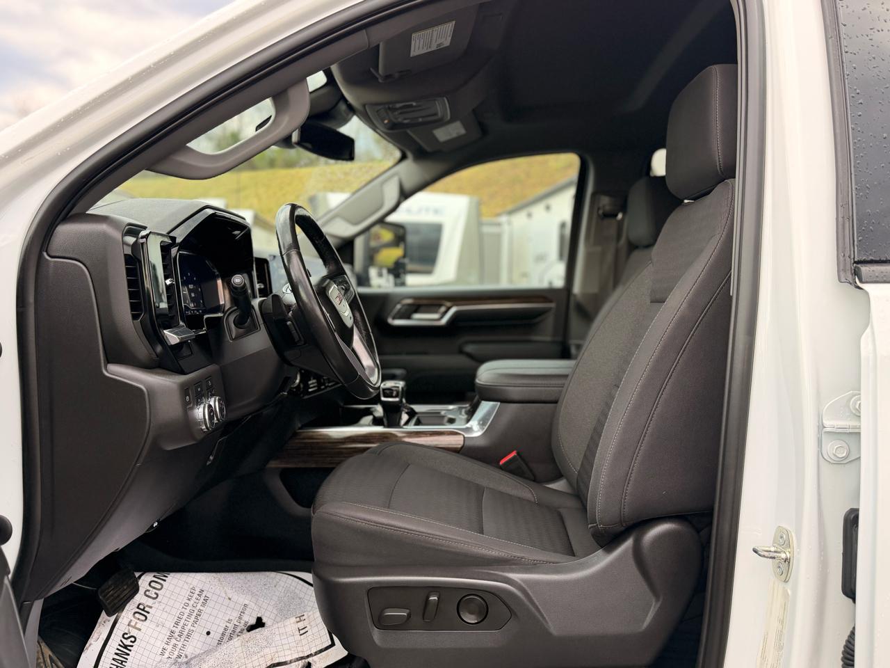GMC Sierra 1500 Elevation Crew Cab 4WD 2023