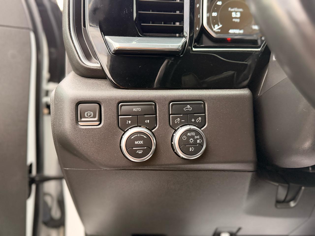 GMC Sierra 1500 Elevation Crew Cab 4WD 2023