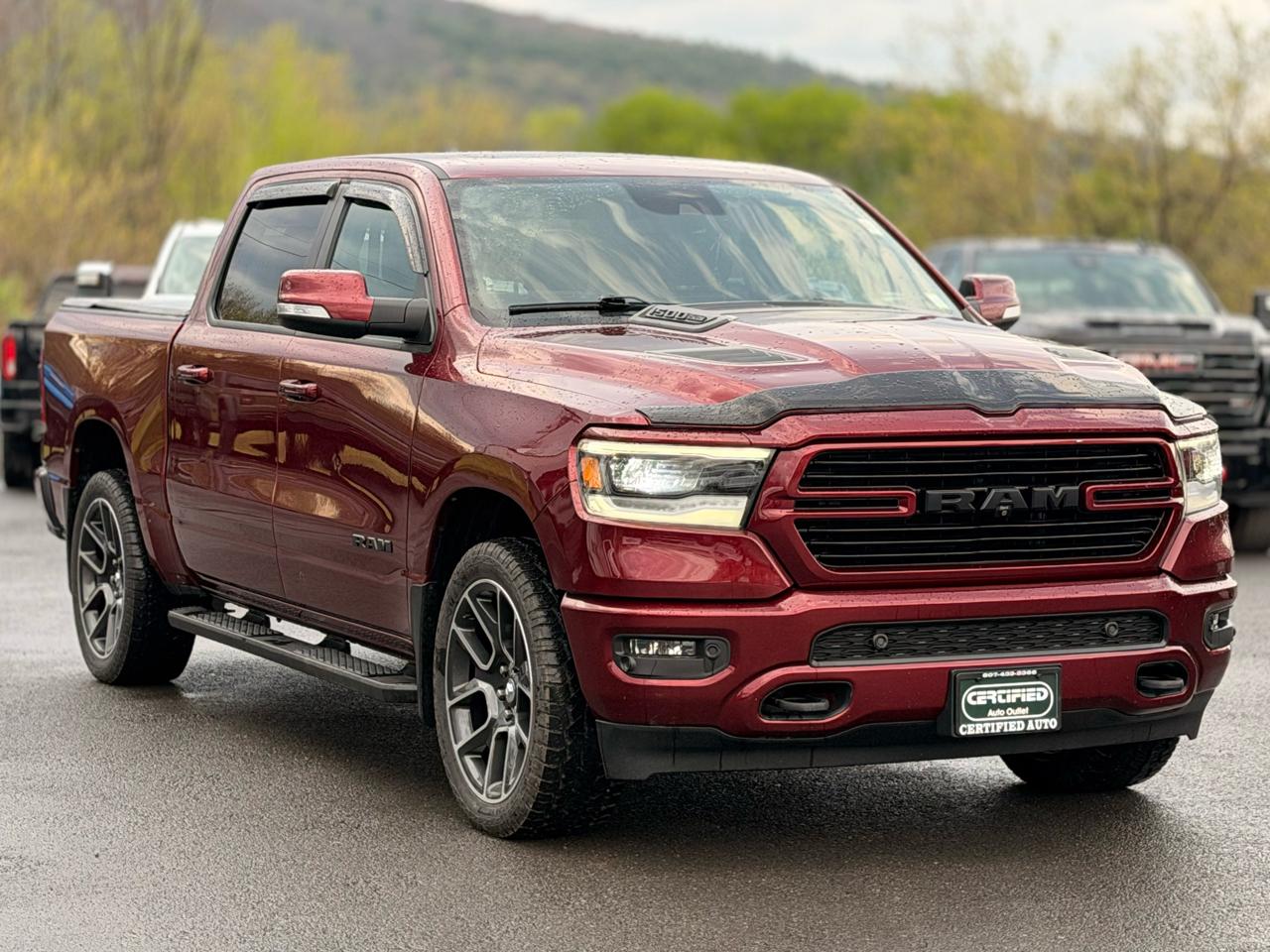 RAM 1500 Sport Crew Cab SB 4WD 2020