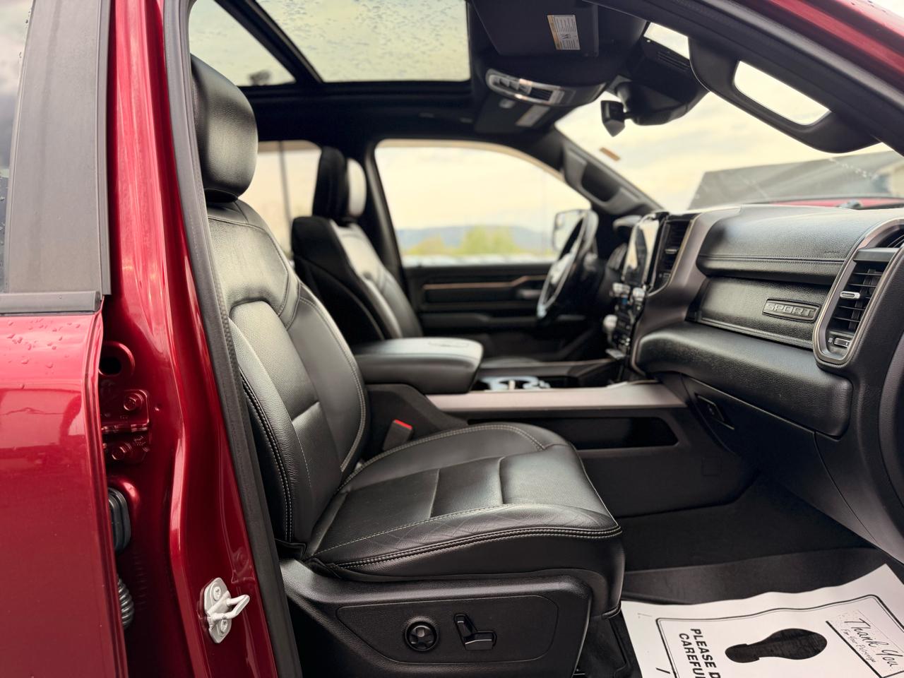 RAM 1500 Sport Crew Cab SB 4WD 2020