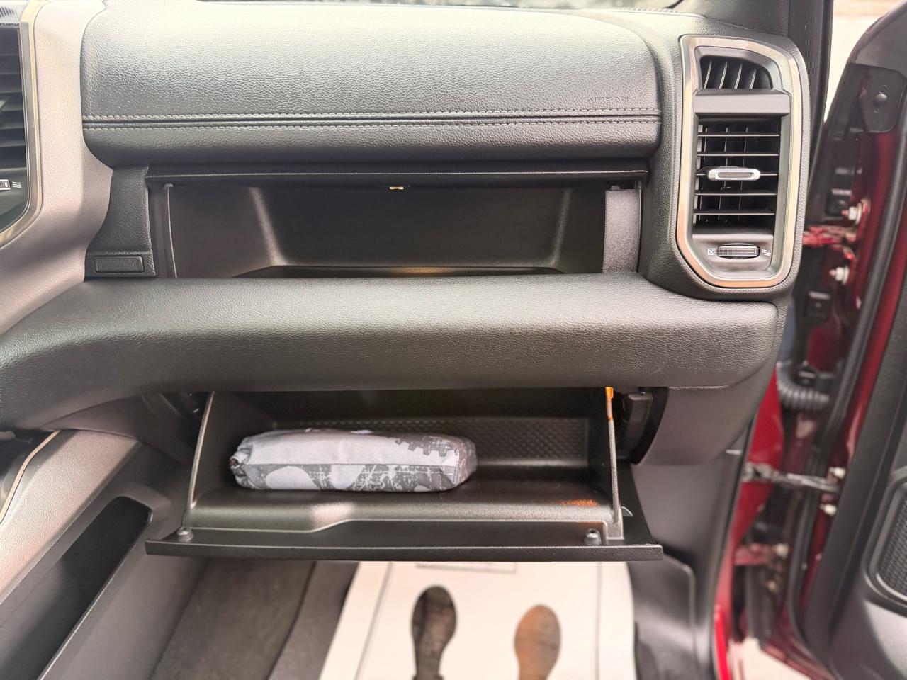 RAM 1500 Sport Crew Cab SB 4WD 2020