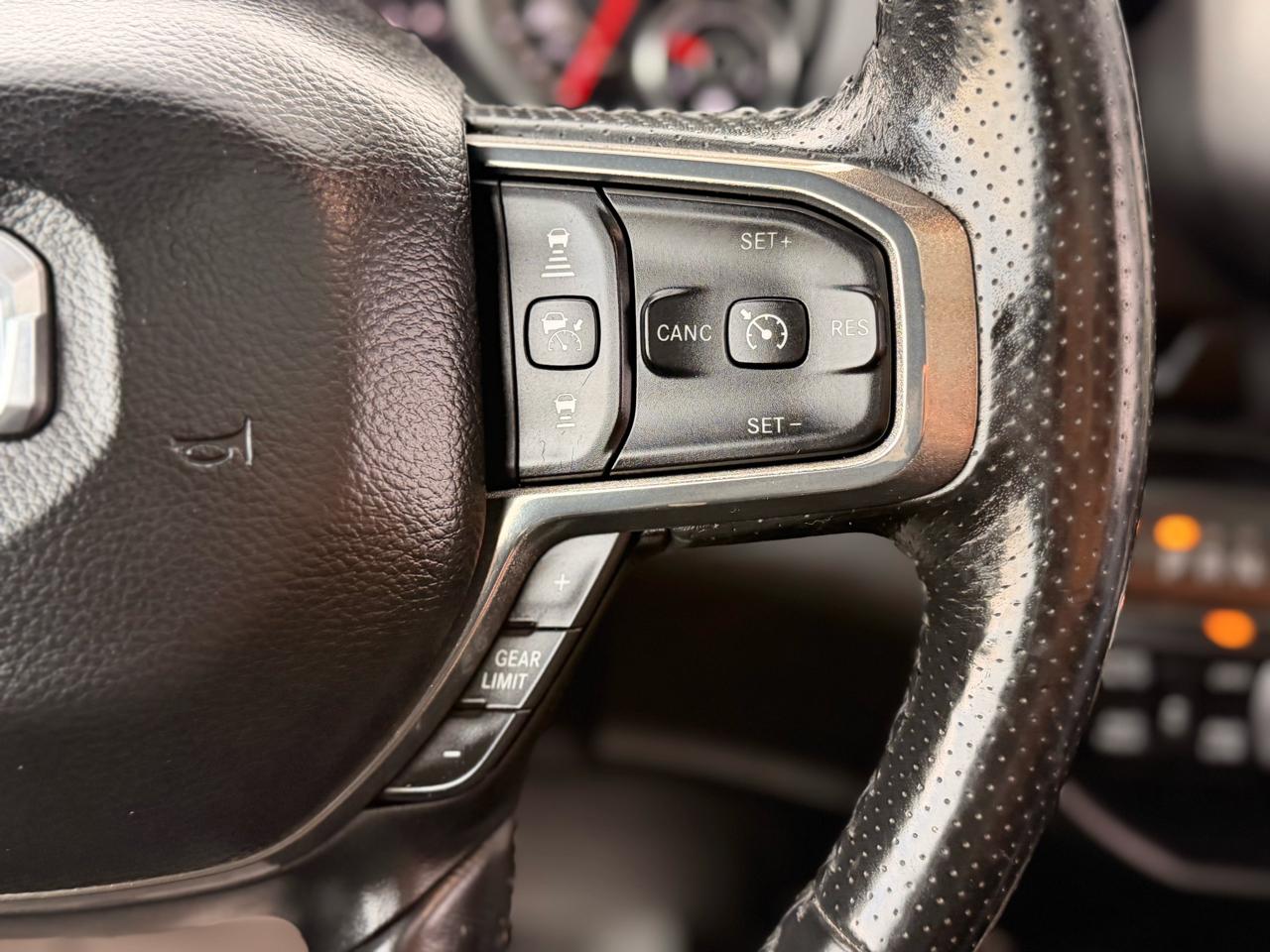 RAM 1500 Sport Crew Cab SB 4WD 2020