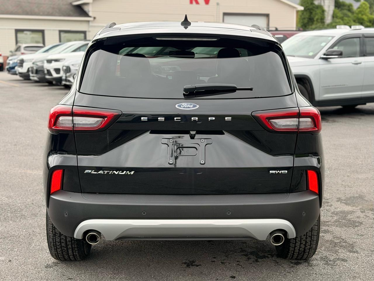 Ford Escape Platinum AWD 2025