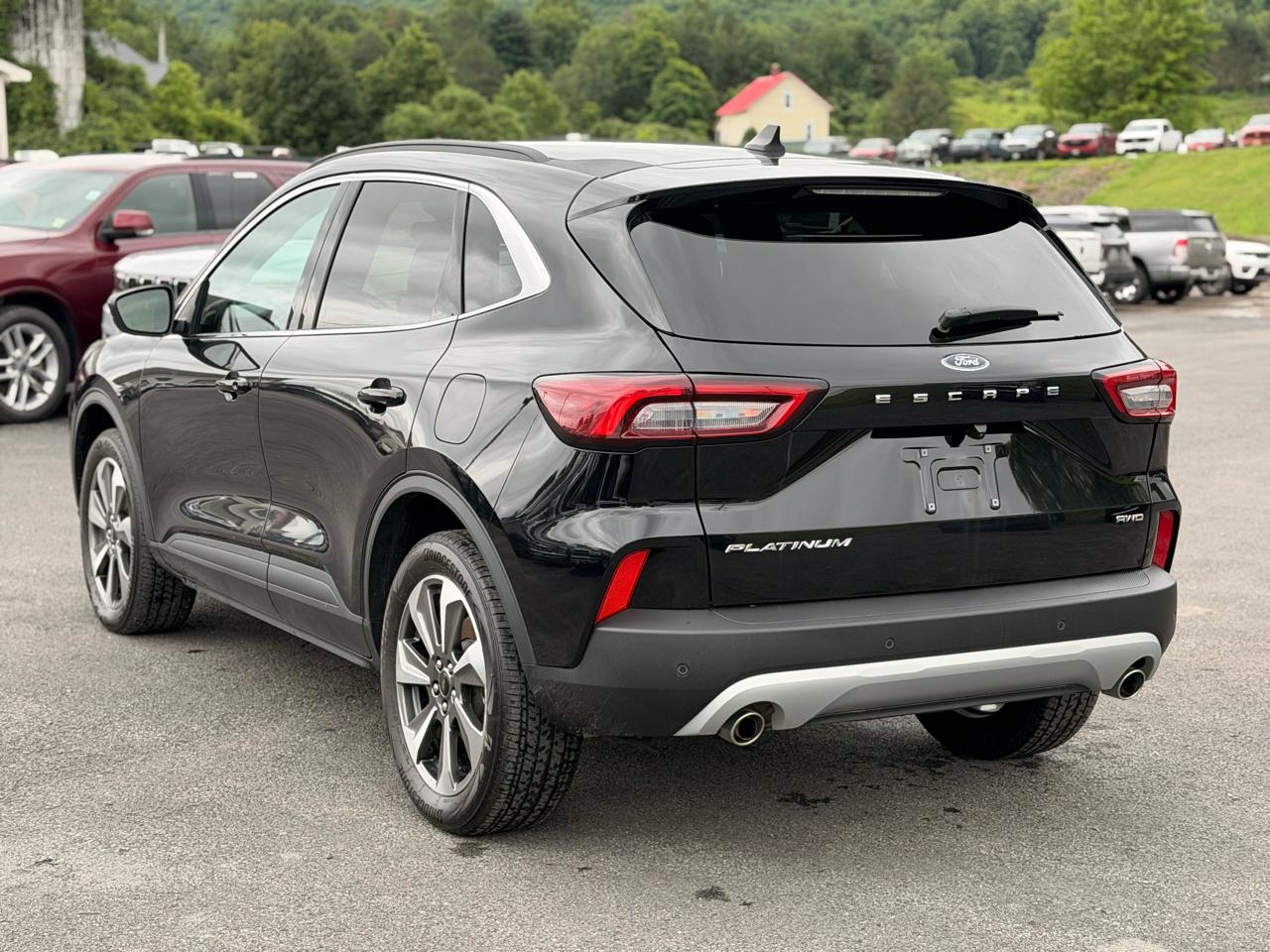 Ford Escape Platinum AWD 2025