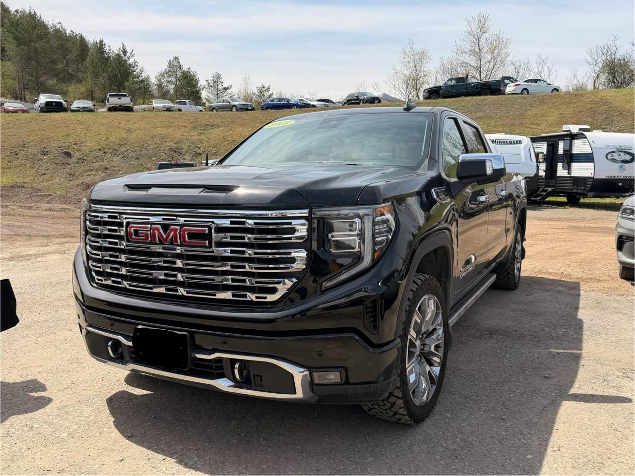 GMC Sierra 1500 Denali Crew Cab Short Box 4WD 2023