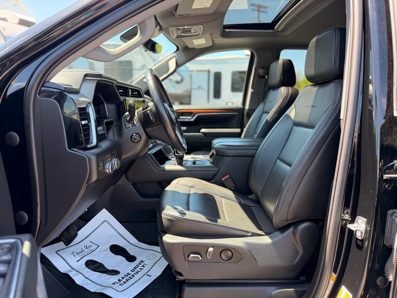 GMC Sierra 1500 Denali Crew Cab Short Box 4WD 2023