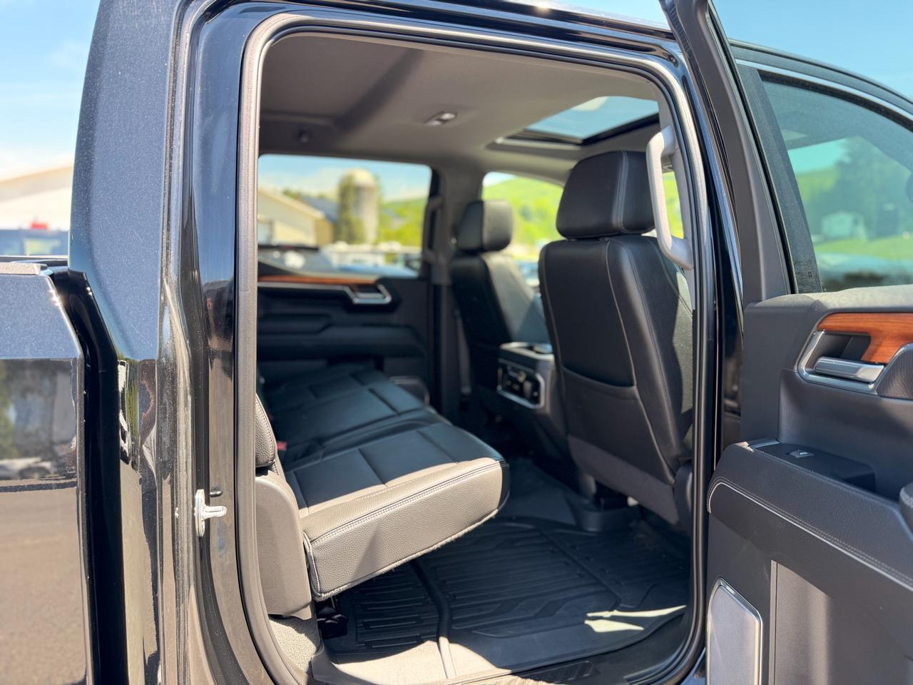 GMC Sierra 1500 Denali Crew Cab Short Box 4WD 2023
