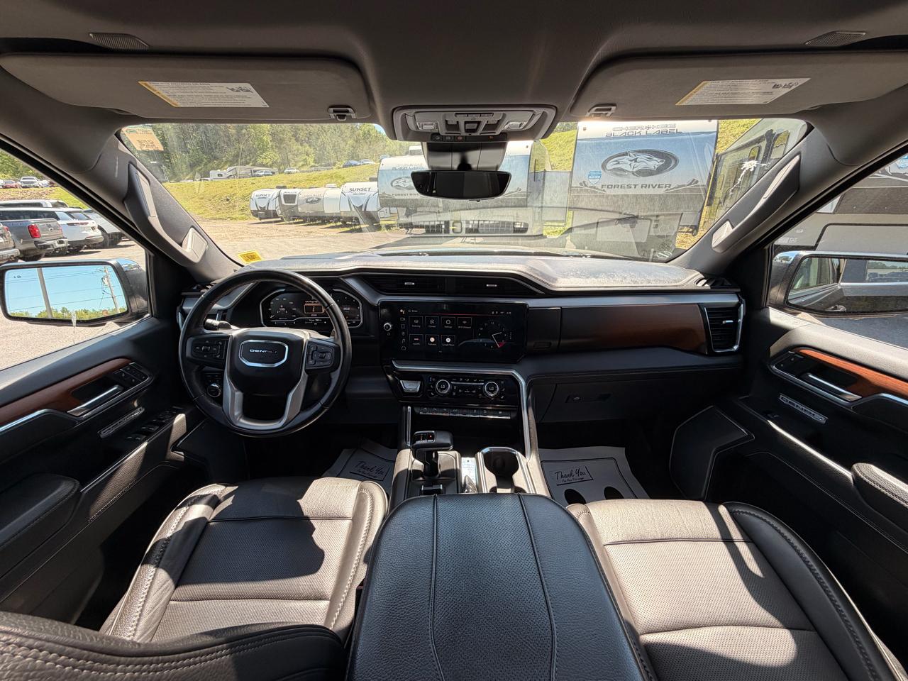GMC Sierra 1500 Denali Crew Cab Short Box 4WD 2023