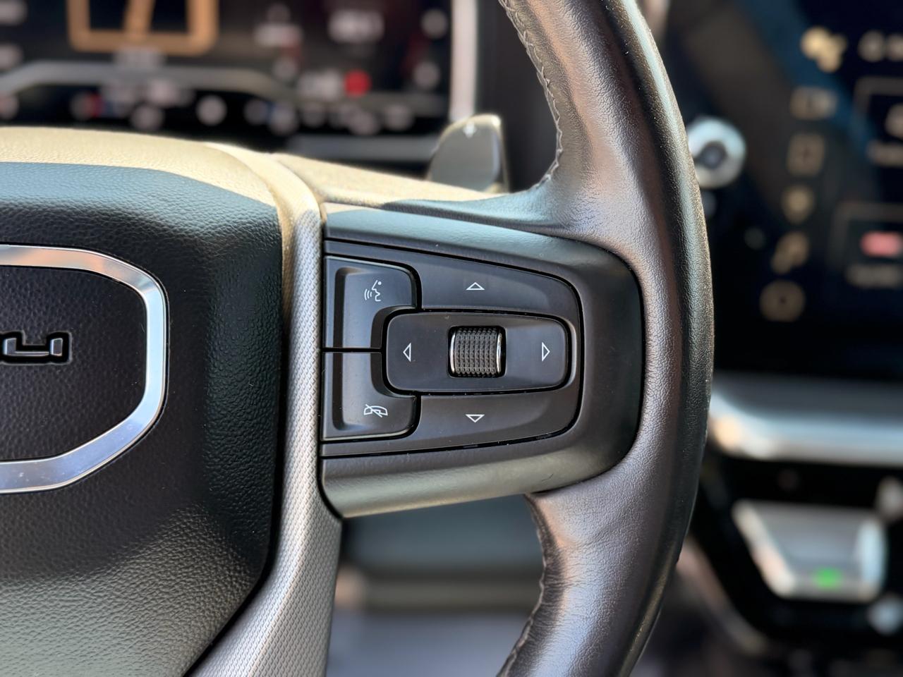 GMC Sierra 1500 Denali Crew Cab Short Box 4WD 2023