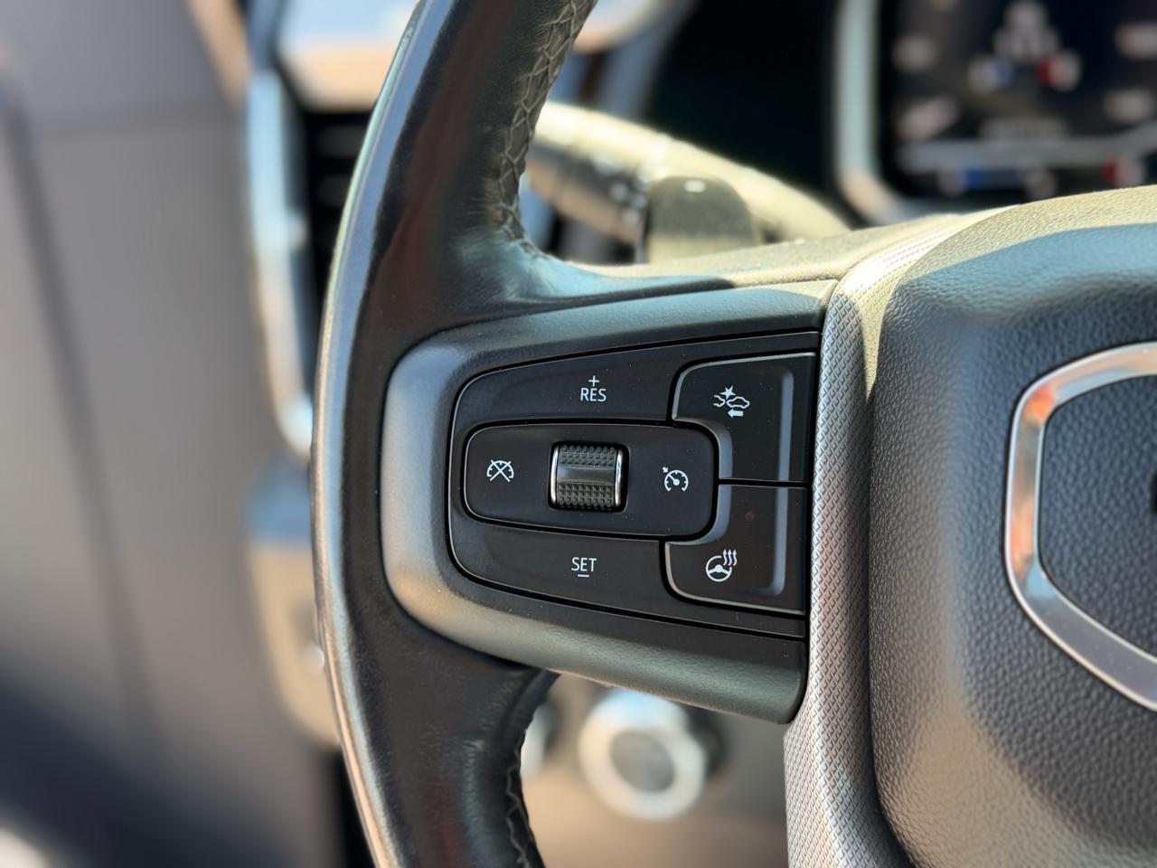 GMC Sierra 1500 Denali Crew Cab Short Box 4WD 2023