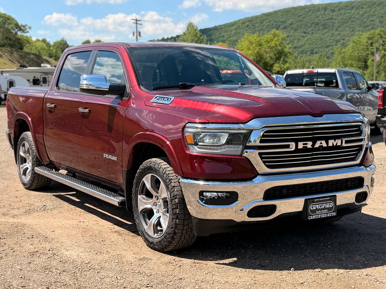 2022 RAM 1500 Laramie Crew Cab 4WD