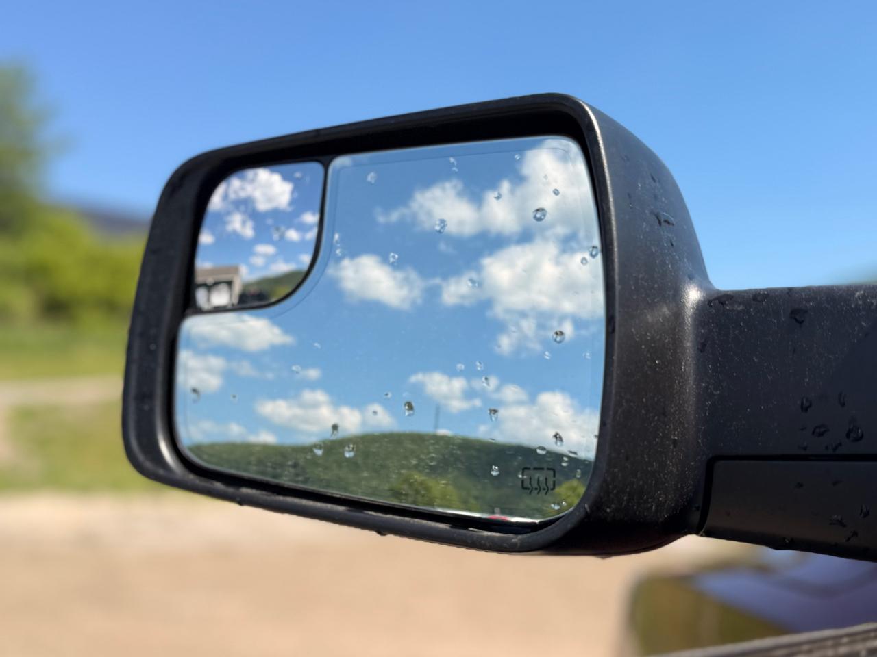 RAM 1500 Laramie Crew Cab 4WD 2022