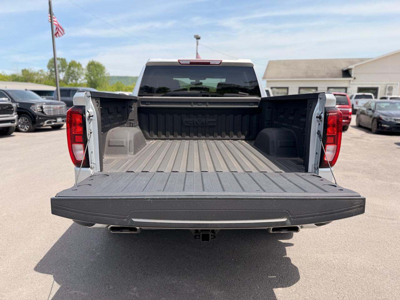 GMC Sierra 1500 Elevation Crew Cab 4WD 2021
