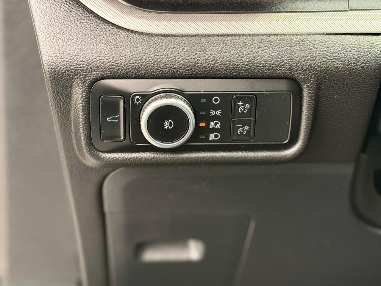 Ford Explorer XLT AWD 2023