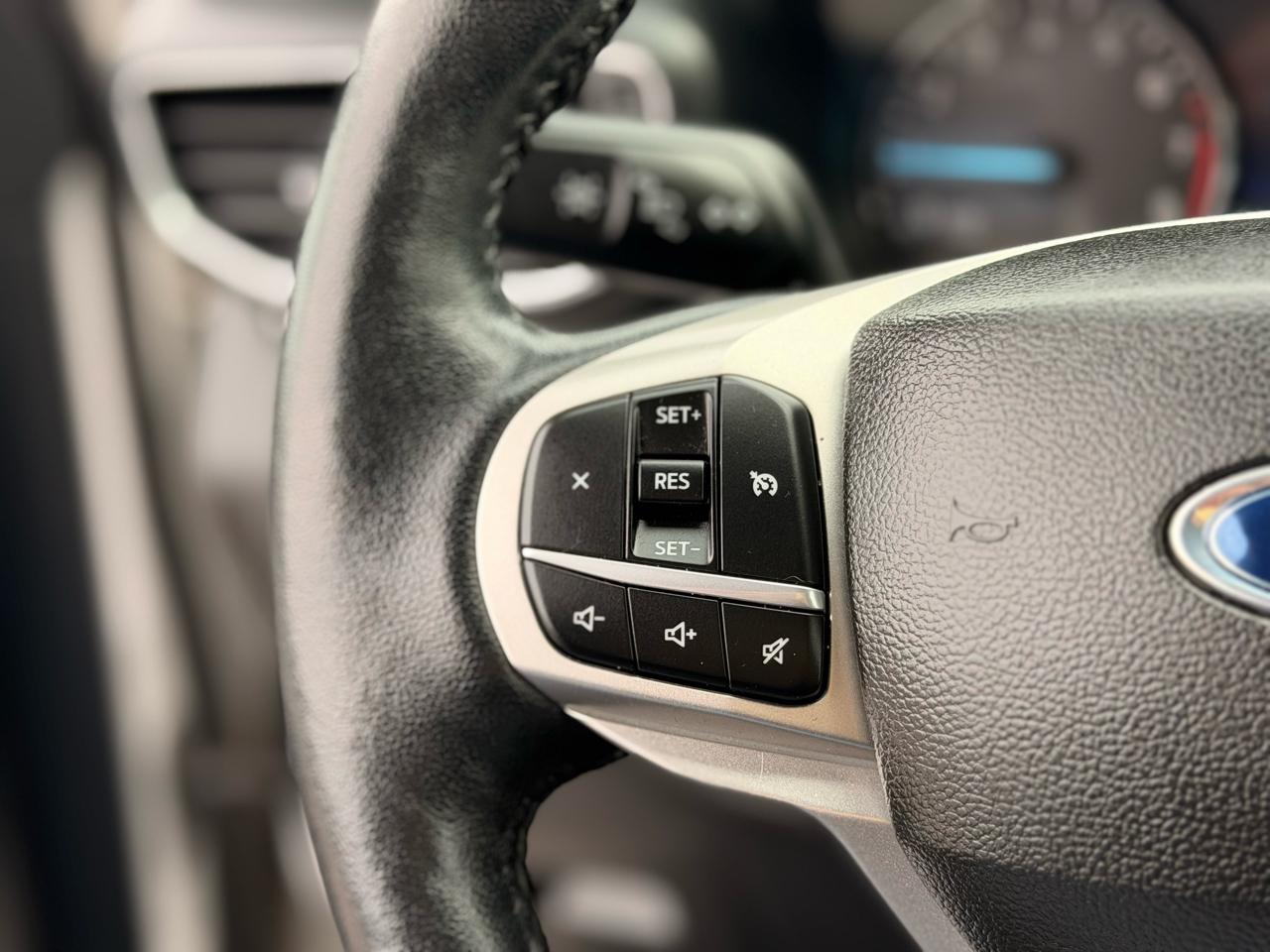 Ford Explorer XLT AWD 2023