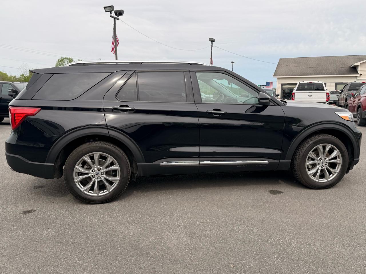 Ford Explorer Limited AWD 2023