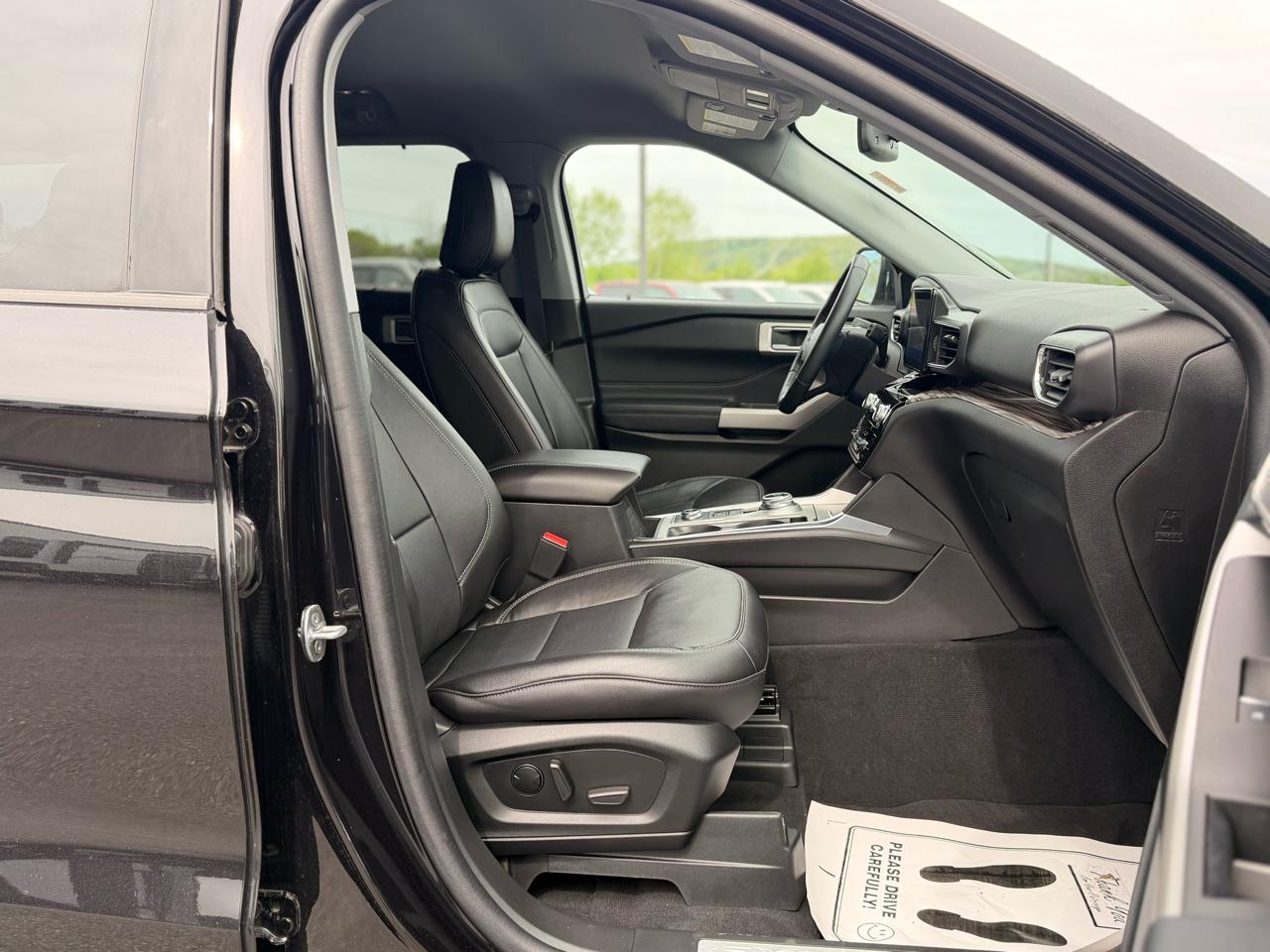 Ford Explorer Limited AWD 2023