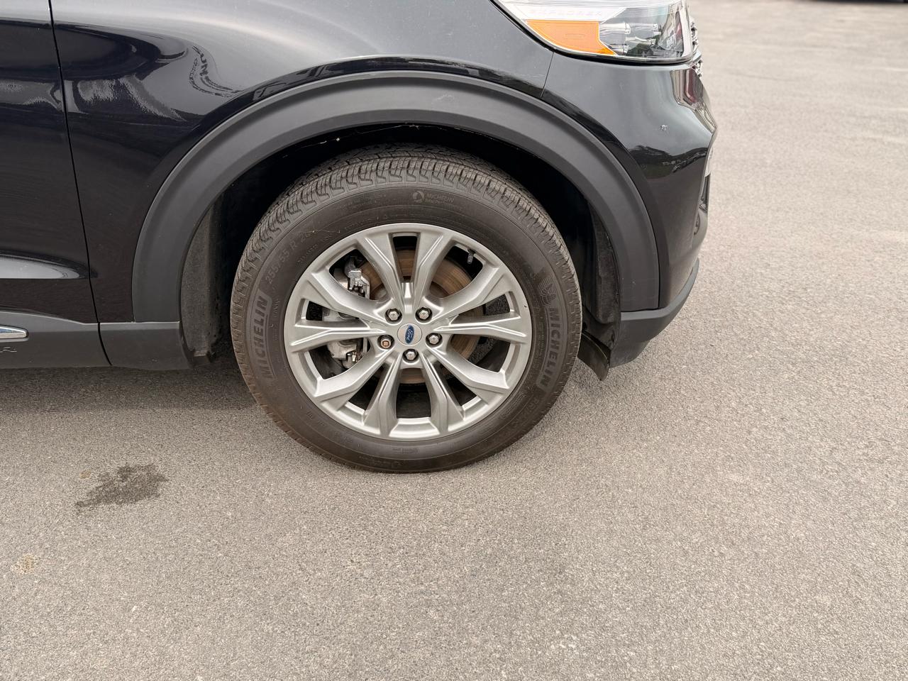 Ford Explorer Limited AWD 2023