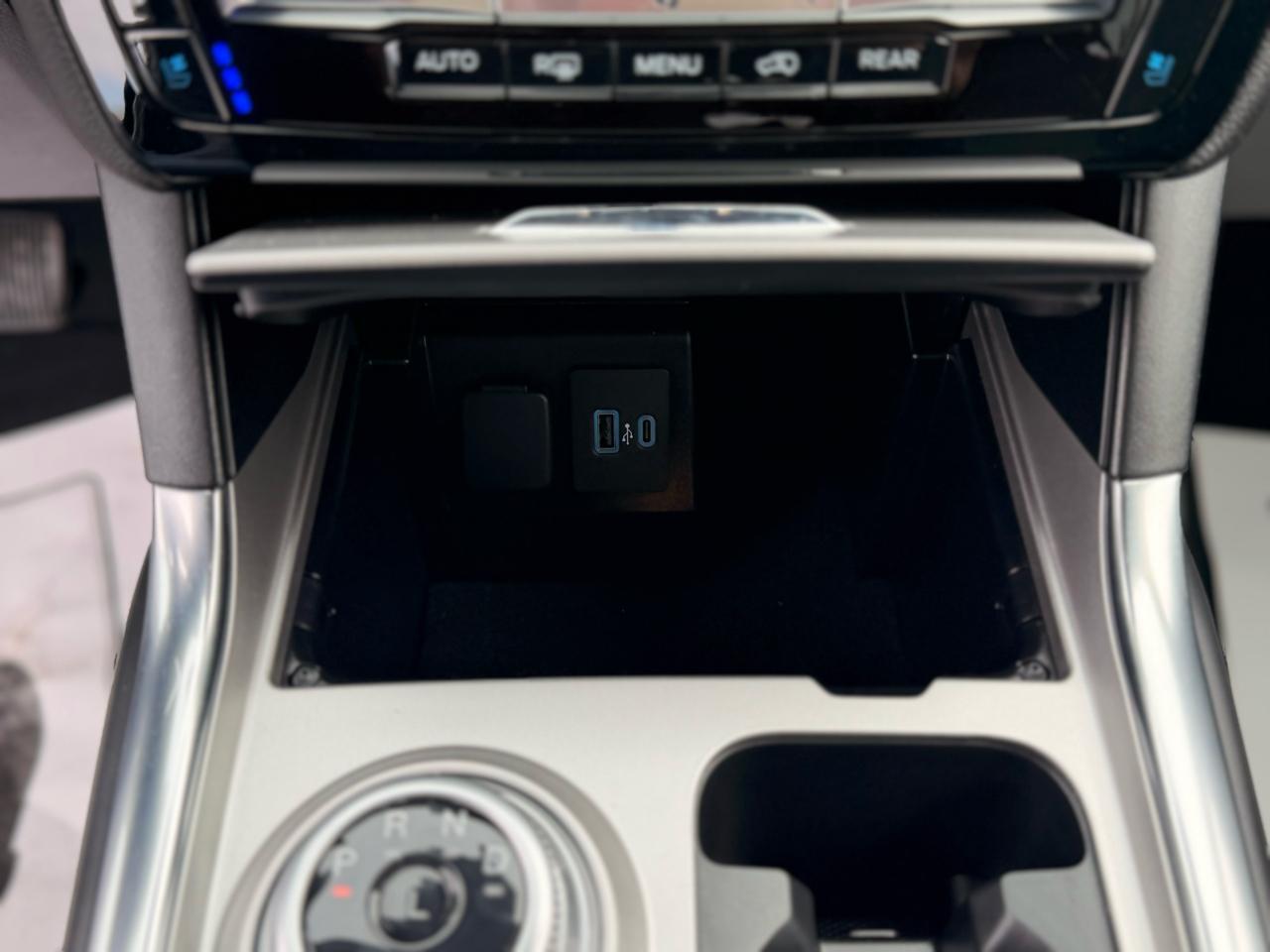 Ford Explorer Limited AWD 2023
