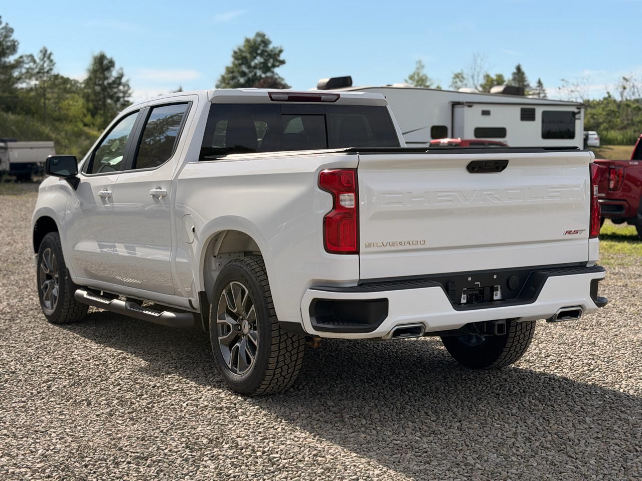 Chevrolet Silverado 1500 RST Crew Cab 4WD 2023