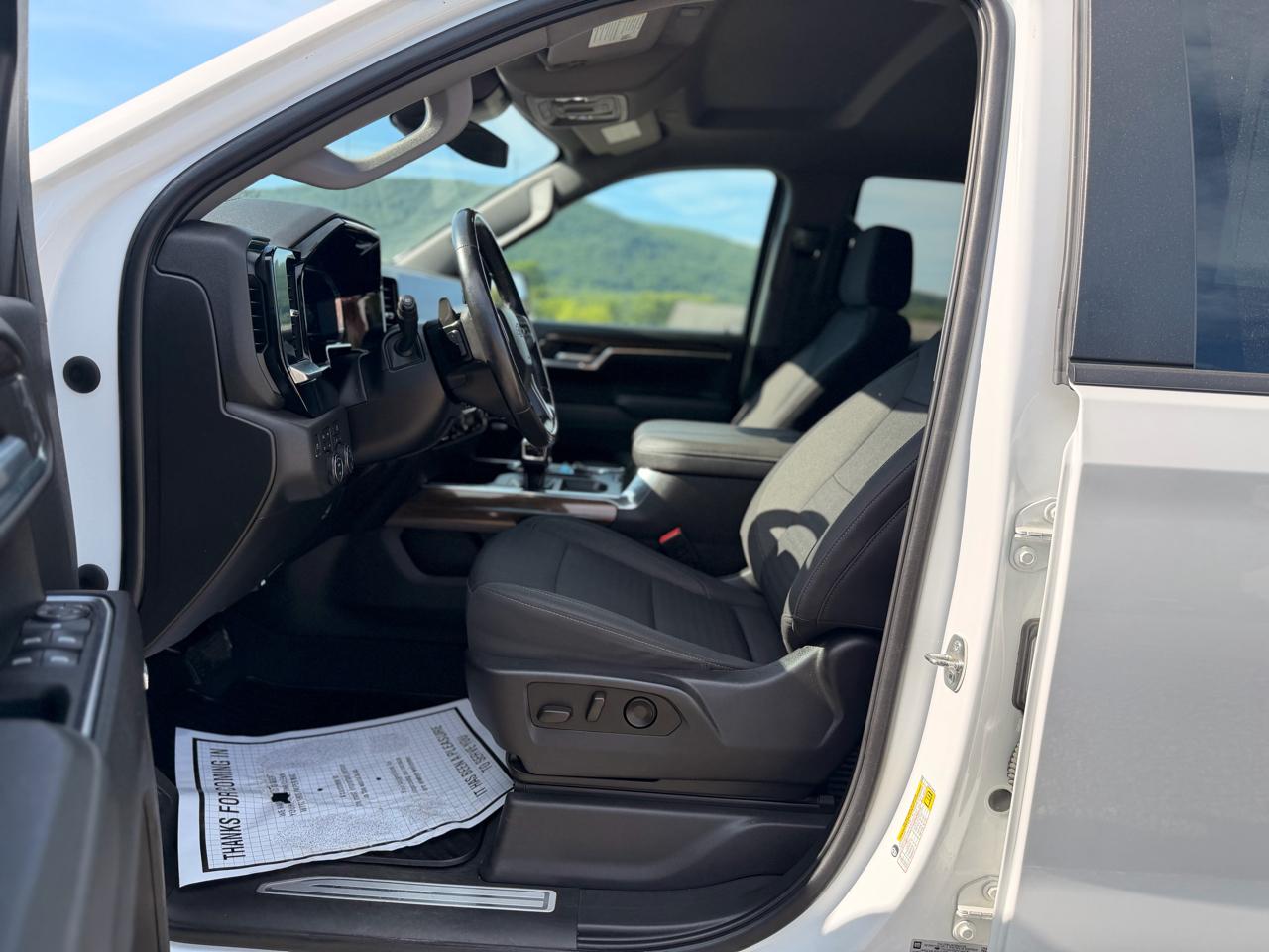 Chevrolet Silverado 1500 RST Crew Cab 4WD 2023