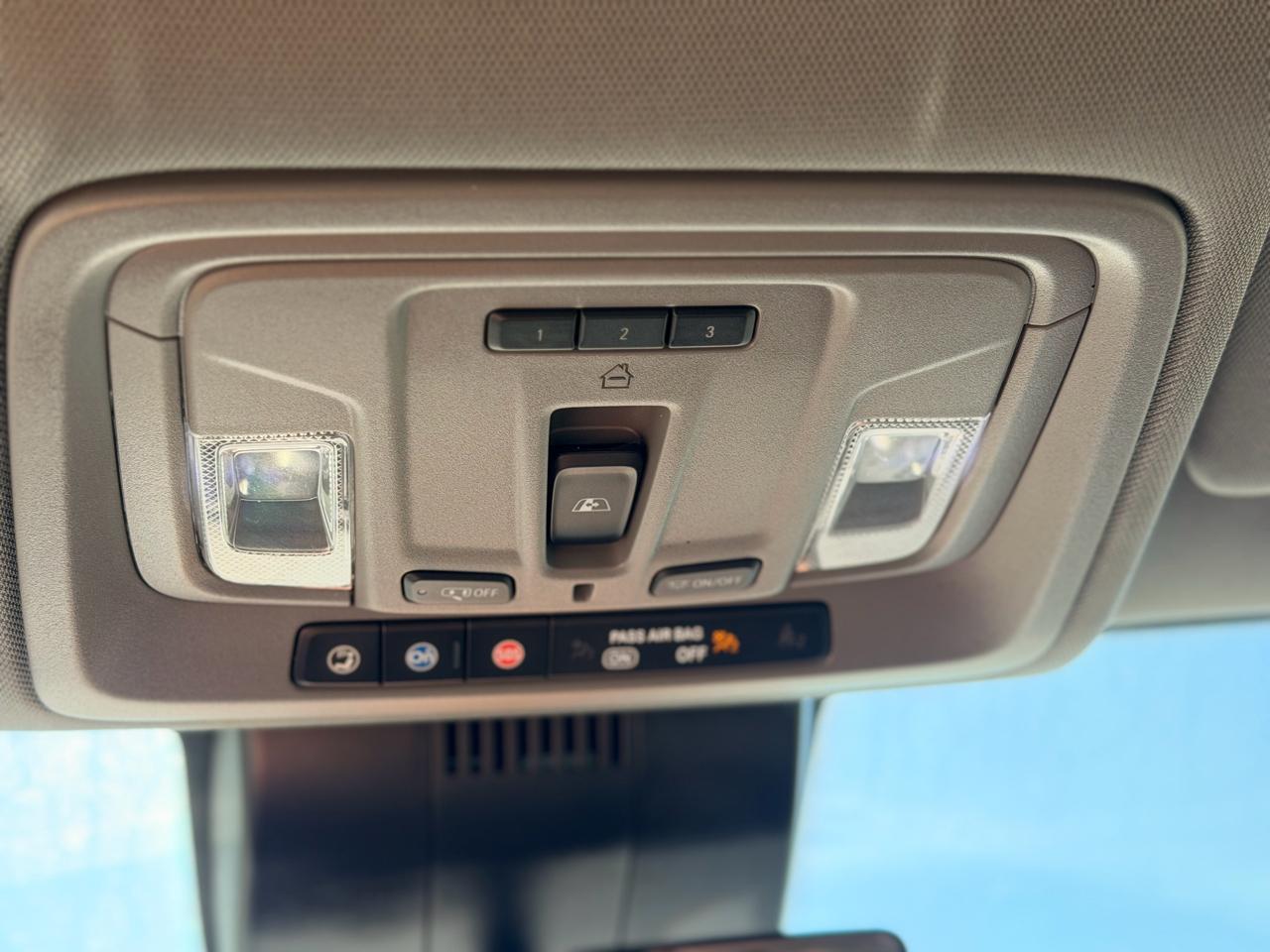 Chevrolet Silverado 1500 RST Crew Cab 4WD 2023