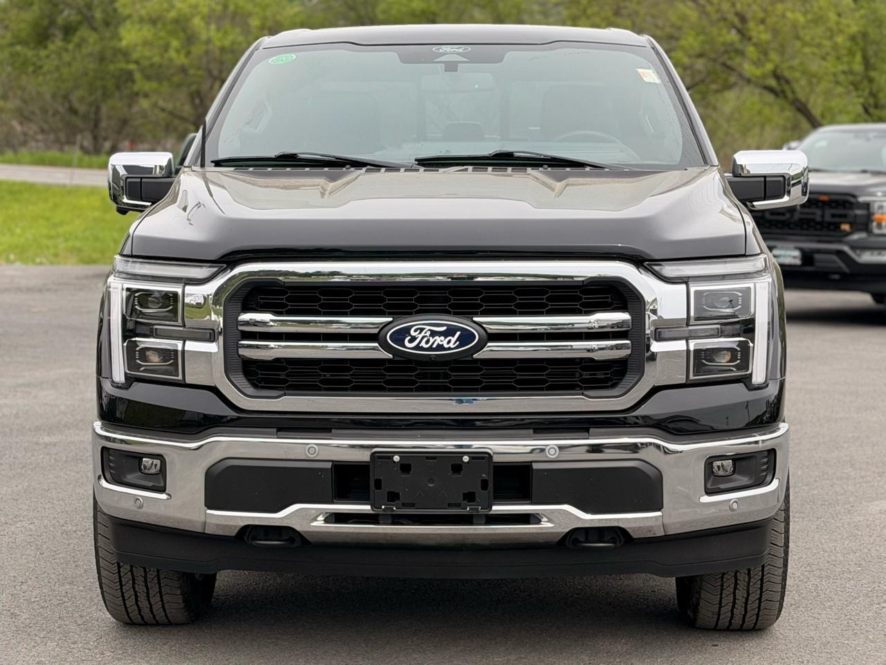 Ford F-150 Lariat SuperCrew 4WD 2025