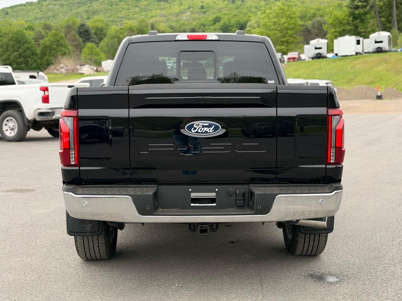 Ford F-150 Lariat SuperCrew 4WD 2025