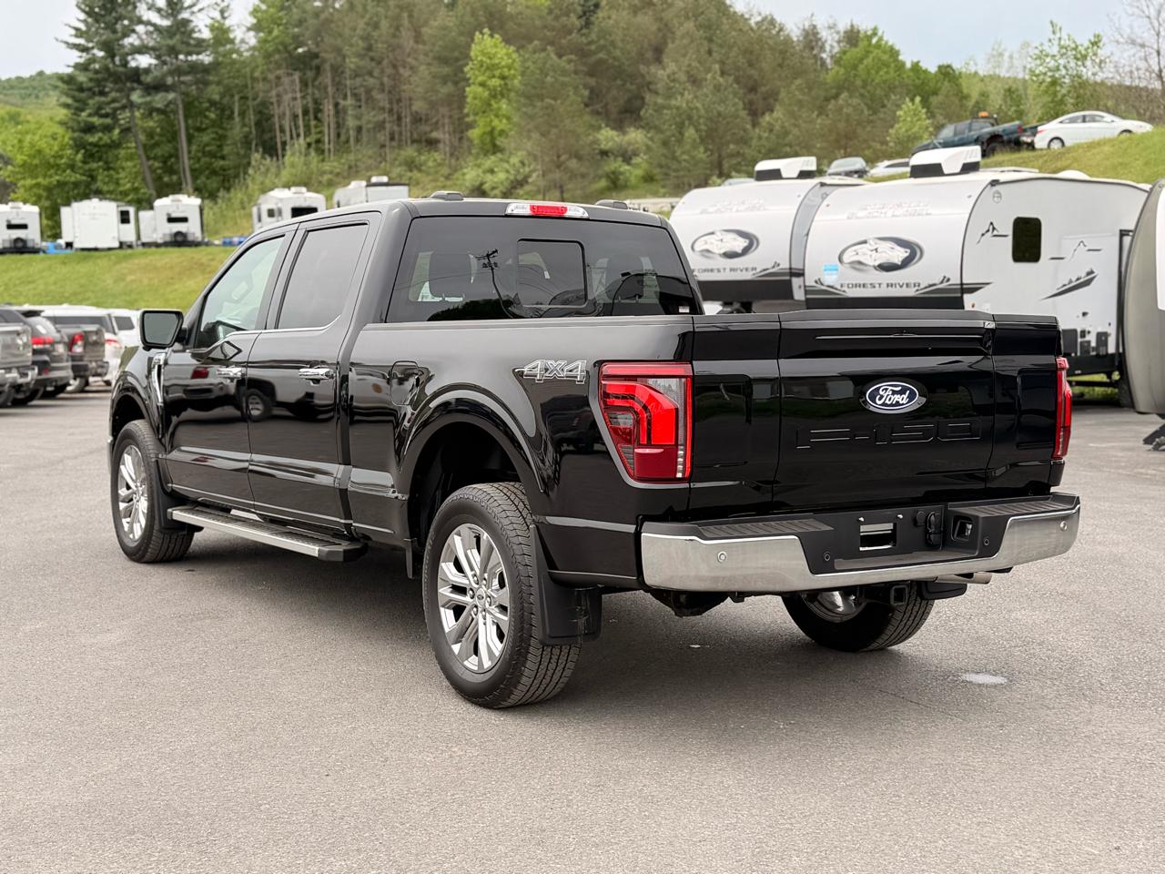 Ford F-150 Lariat SuperCrew 4WD 2025