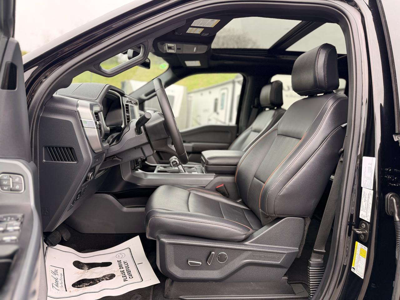 Ford F-150 Lariat SuperCrew 4WD 2025